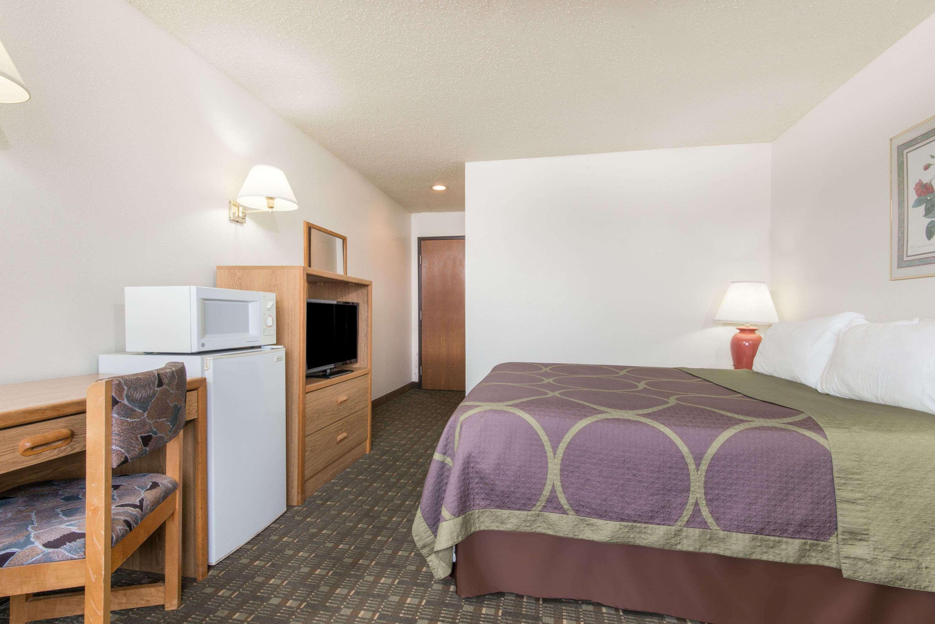 Super 8 By Wyndham Florence Co Exterior foto